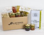 Food Box Gallipoli mit typischen Produkten aus Apulien