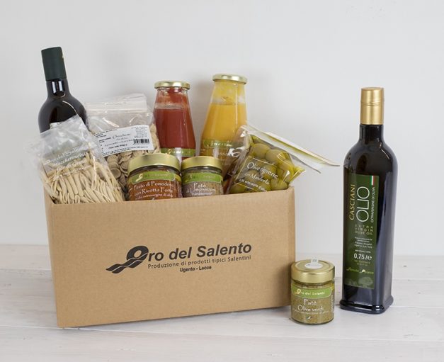 Food Box Torre dell'Orso mit typischen Produkten Apuliens
