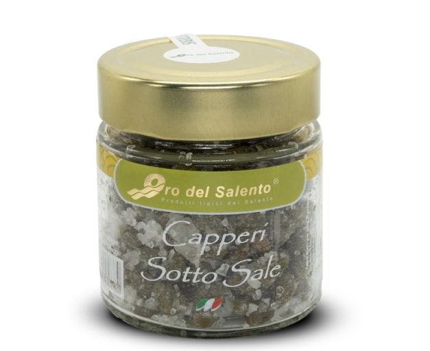 Puglian capers preserved in salt, shop Oro del Salento products.