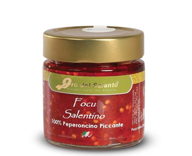 Focu salentino, peperoncino piccante sottolio