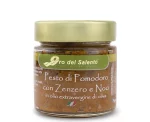 Pesto of sun-dried tomatoes with ginger and walnuts