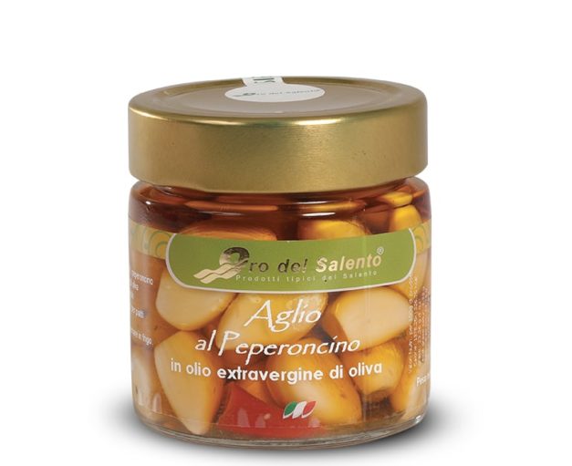 Vasetto di aglio piccante in olio extravergine
